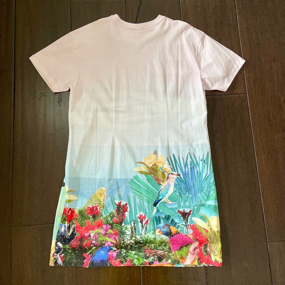 Paul Smith, NWT, Exotic Bird/Flora Graphic Print , T-Shirt Dress ~ Size L